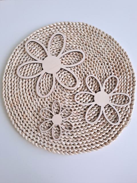 Single-layer flower
